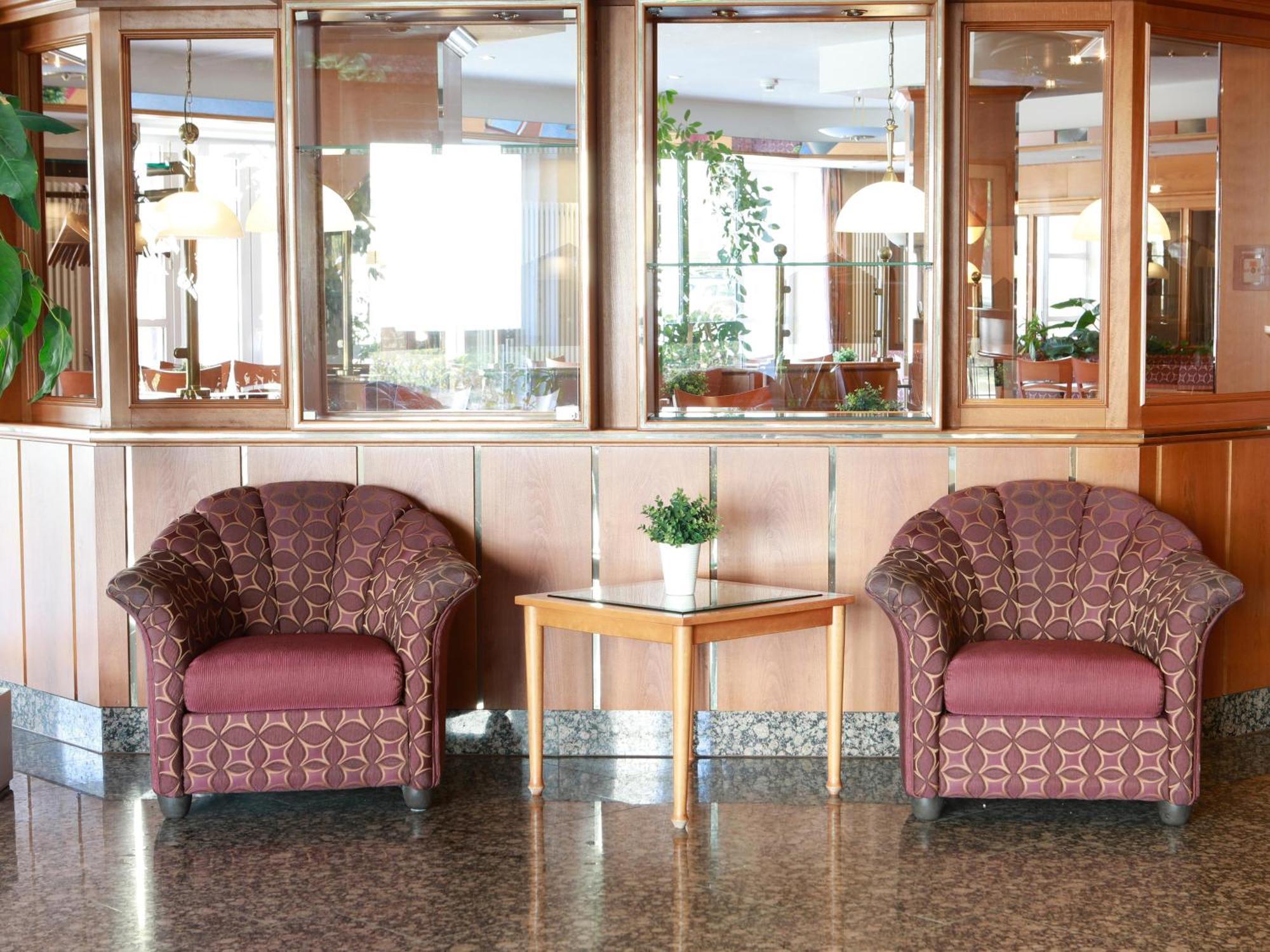 B&B Hotel Gotha-Hbf 외부 사진
